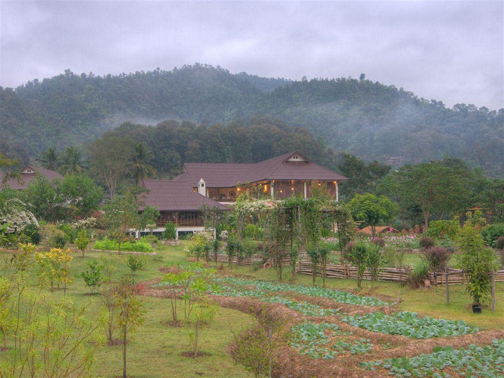 Maekok River Village Resort Mae Ai Exterior foto